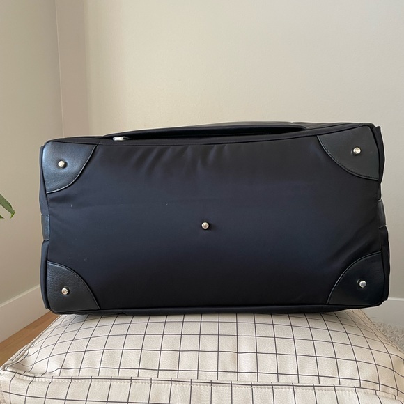 VGUC Mina Baie London weekender in black nylon w/ gold hardware - Picture 6 of 16